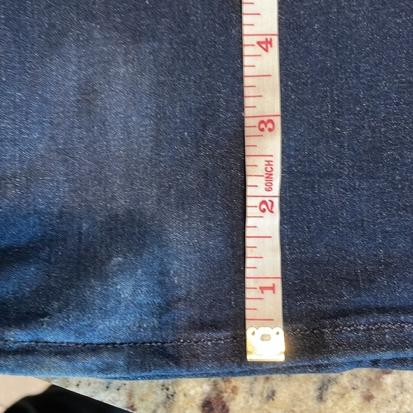 7 For All Mankind Kimmie Bootcut size 29 X 34. Dark denim. Zip front. See notes! - Picture 14 of 14
